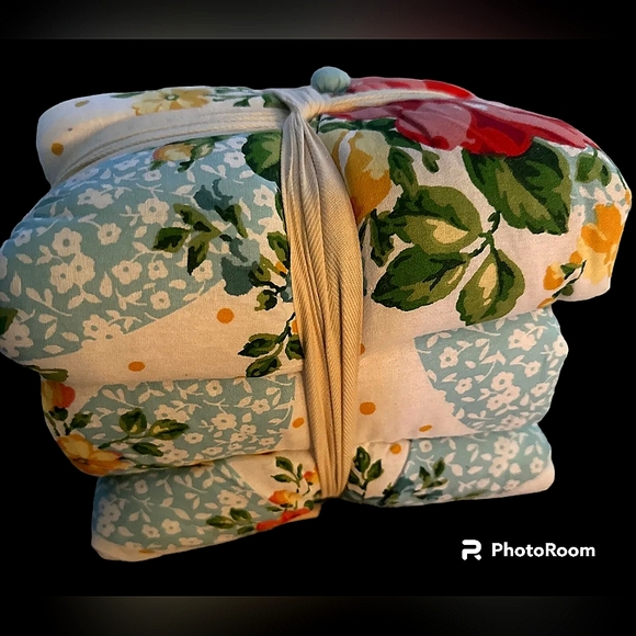 The Pioneer Woman “Vintage Floral” King Sham Set *NWT* - Picture 5 of 7